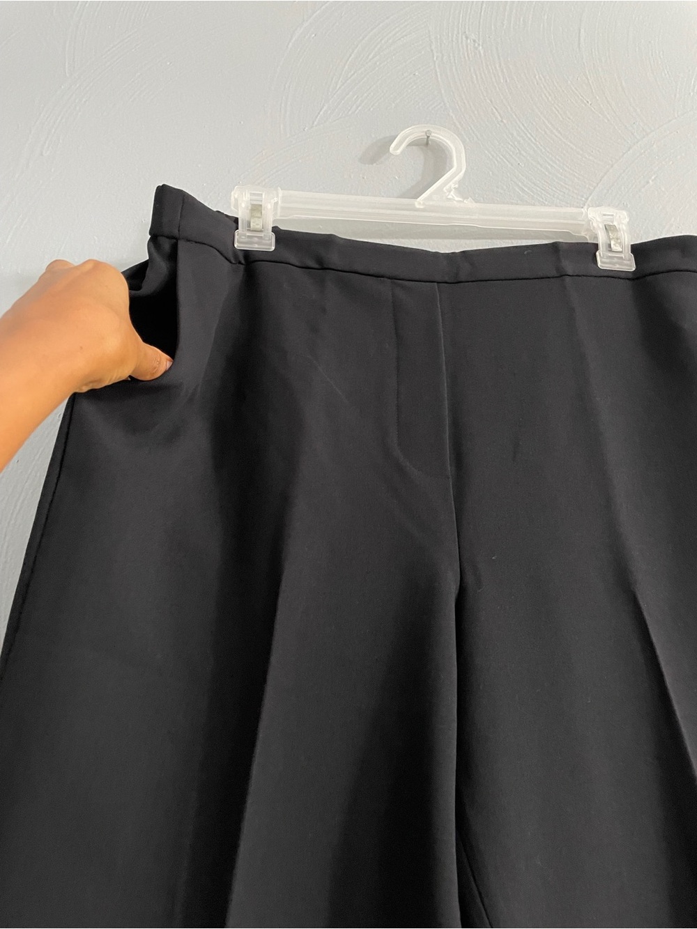 Favorite Daughter black collection Dress Pants - pull on Modern Straight Fit L - Picture 4 of 10